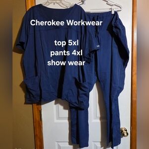 Cherokee Workwear Women's Scrub Set in Navy